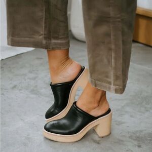 Dolce Vita Camdin Mules